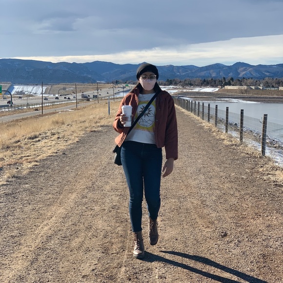 Meet your Posher, Danielle! - Picture 6 of 15